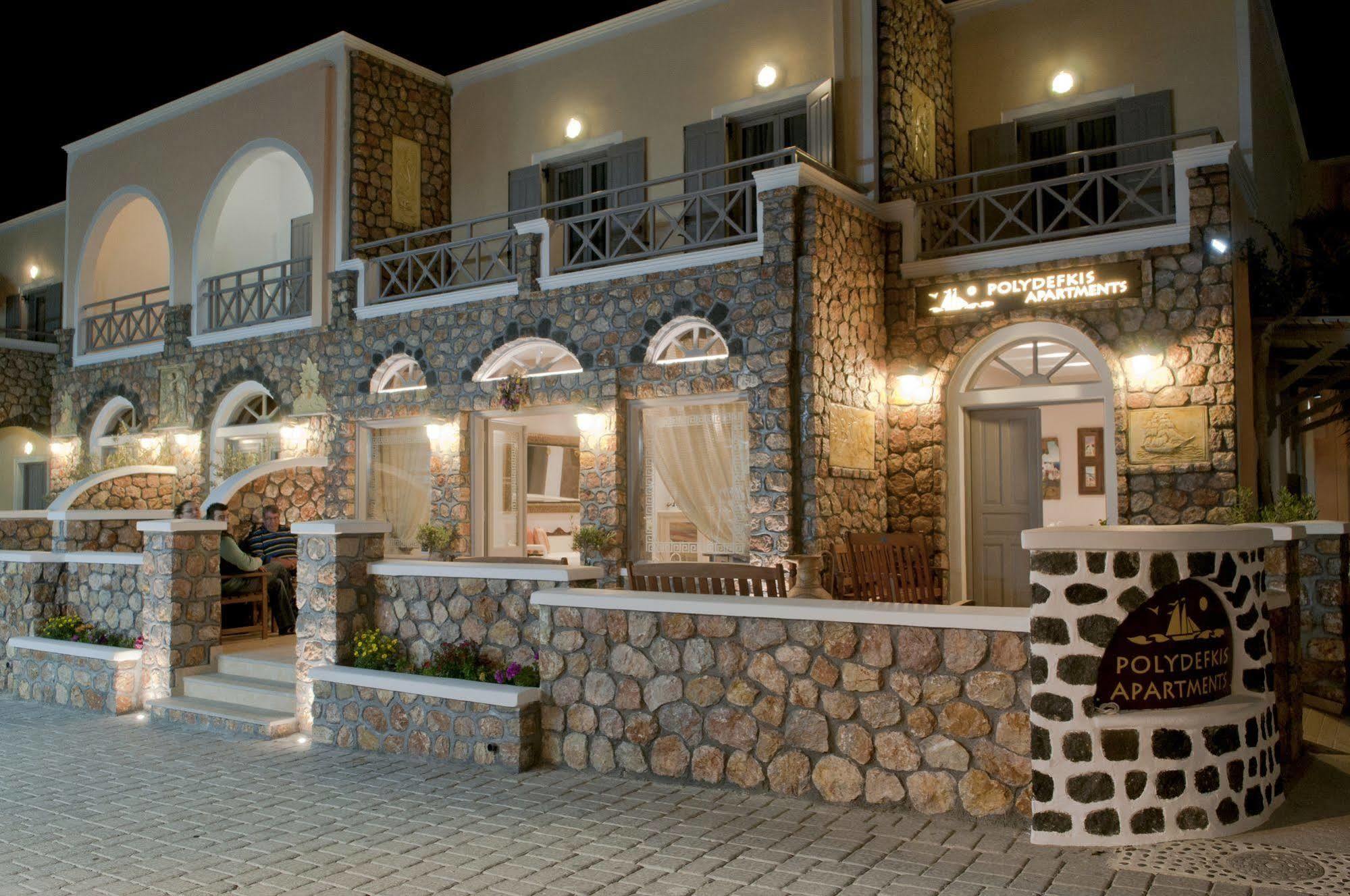 Polydefkis Hotel Kamari  Exterior photo