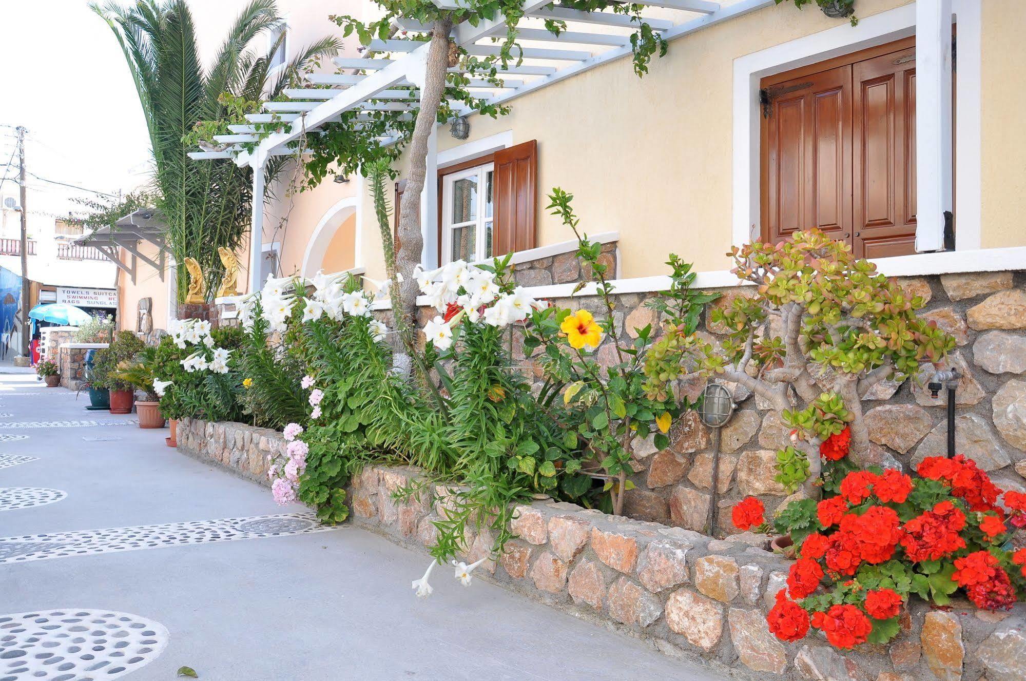 Polydefkis Hotel Kamari  Exterior photo